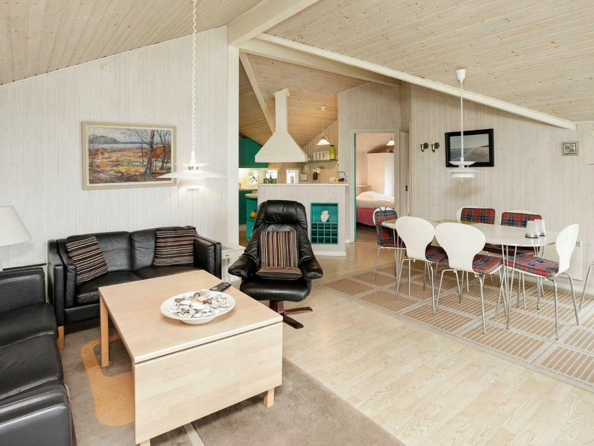 6 Person Holiday Home In Otterup Exterior foto