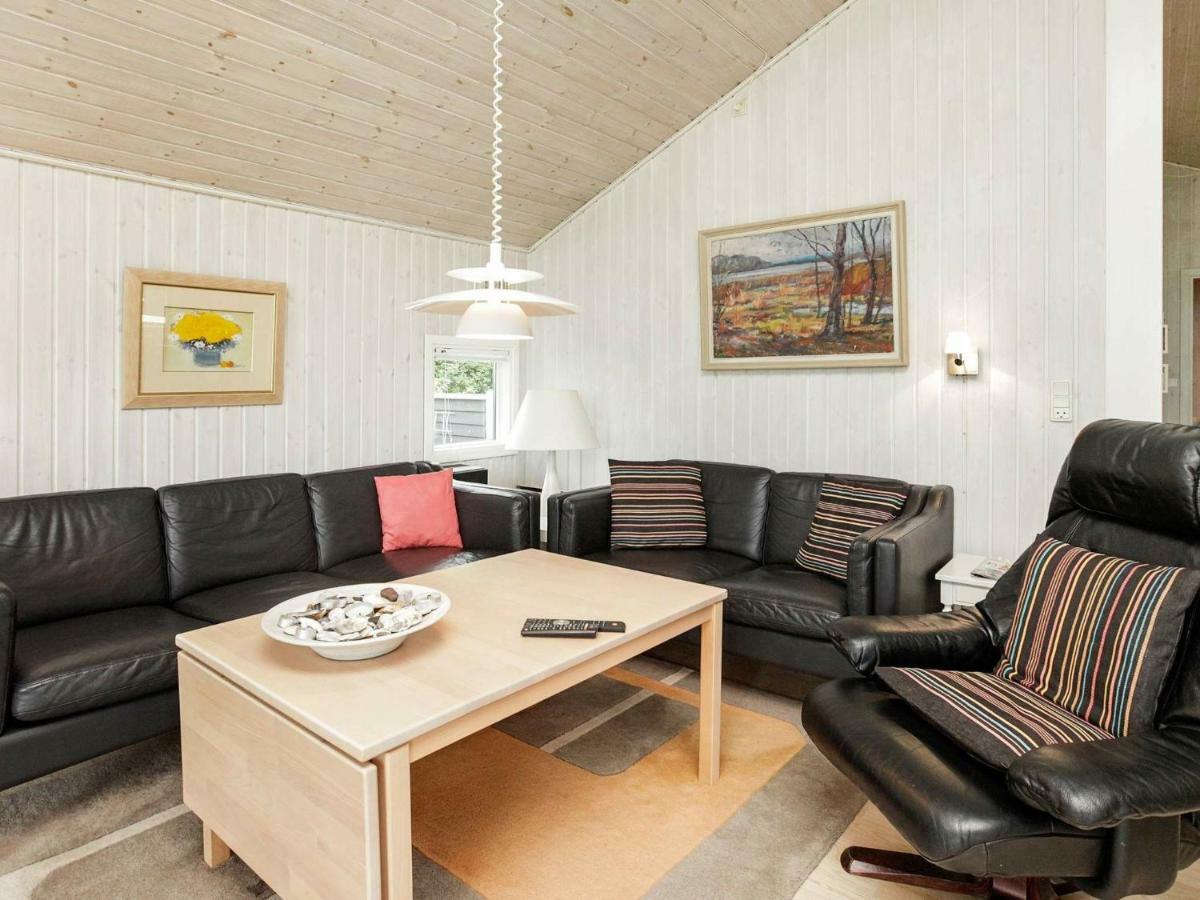 6 Person Holiday Home In Otterup Exterior foto